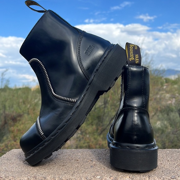 🏴󠁧󠁢󠁥󠁮󠁧󠁿 Dr. Martens MIE Zippered Y2K Chunky Mono Black Ankle Boots UK 5 - Picture 8 of 17